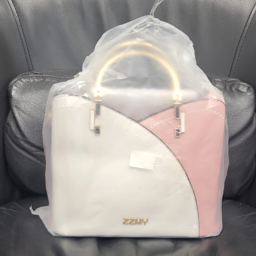Pink and White Women's Handbag - Picture 2 of 4